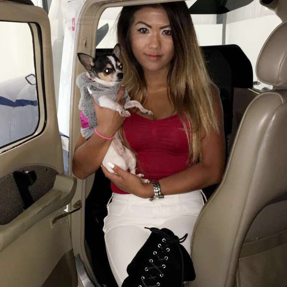 Meet your Posher, Mariah - Picture 3 of 4